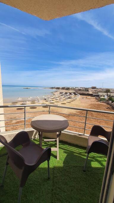 Casablanca Beach Direct Sea View Tow Bedroom Apartment Хургада Екстер'єр фото