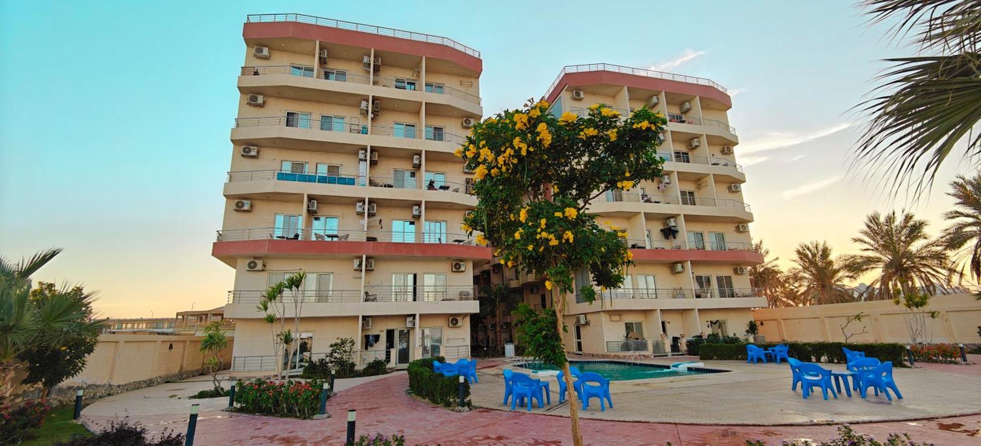 Casablanca Beach Direct Sea View Tow Bedroom Apartment Хургада Номер фото