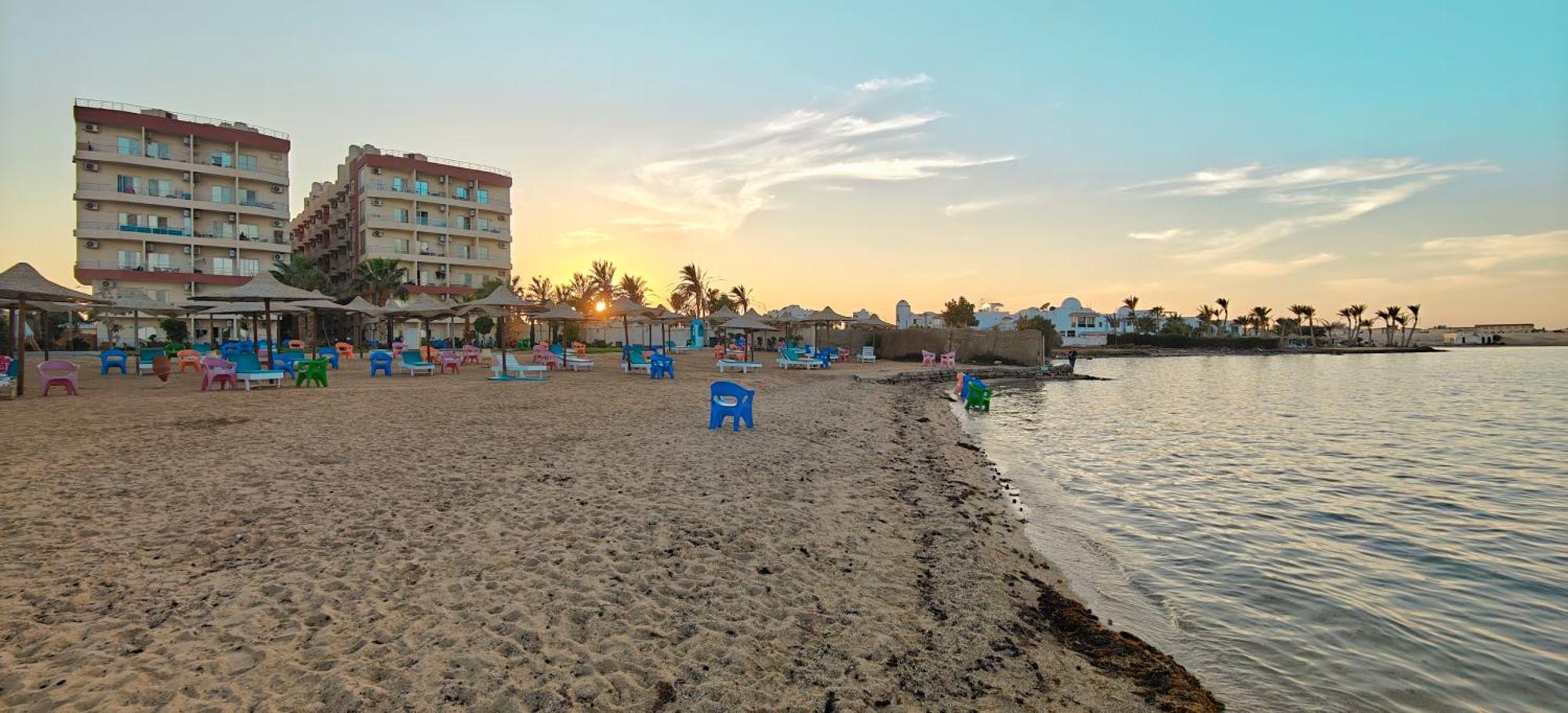 Casablanca Beach Direct Sea View Tow Bedroom Apartment Хургада Номер фото